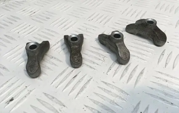 Opel Vivaro Fuel Injector clamp holder B148