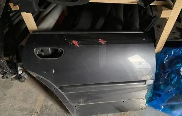 Subaru Outback Rear door
