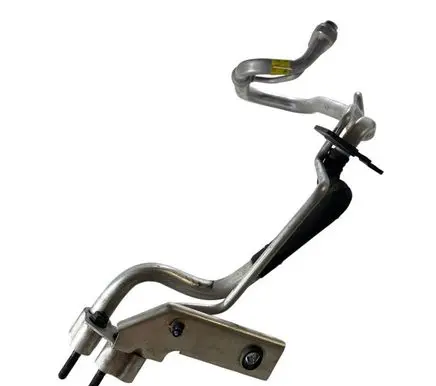 Jeep Grand Cherokee Air conditioning (A/C) pipe/hose 68217214AD