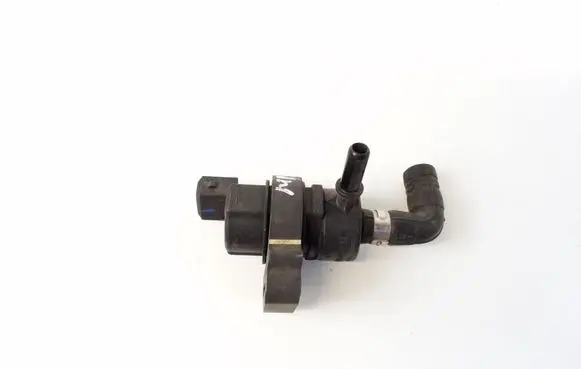 Mercedes-Benz GL X164 Turbo solenoid valve A2124702793