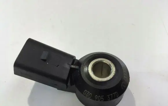 Volkswagen Golf VII Detonation knock sensor 030905377D