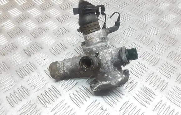 Audi A3 S3 8L Engine coolant pipe/hose 038121133A