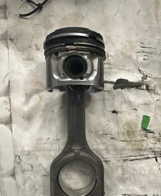 Peugeot 207 CC Piston with connecting rod 9H01 10JBBF
