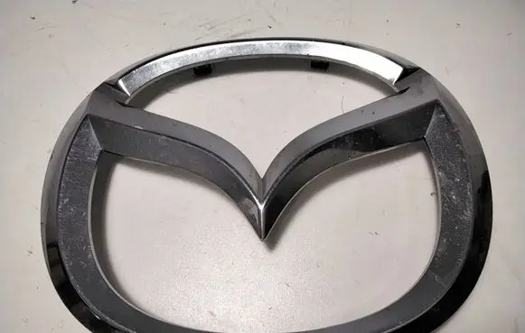 Mazda CX-7 Manufacturer badge logo/emblem EG2151731