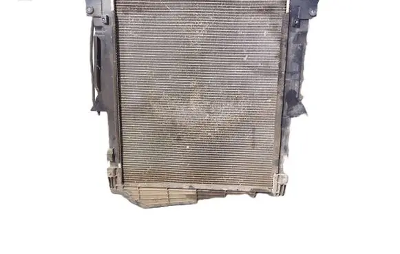 Mitsubishi L200 Radiator set 1360A101