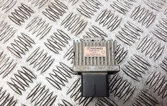 Citroen C5 Glow plug pre-heat relay 9663824880 av6112a343ba