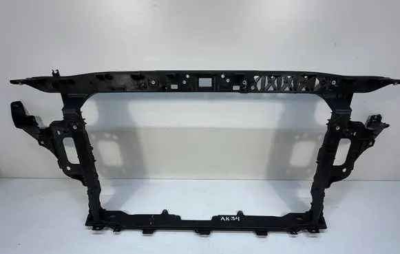 Hyundai i30 Radiator support slam panel 64101S0200
