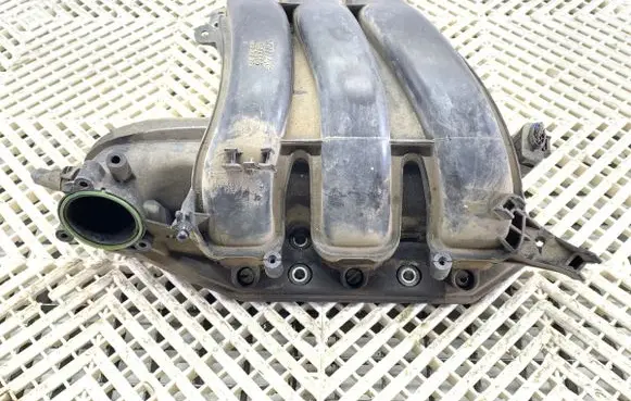 Volkswagen Up Intake manifold