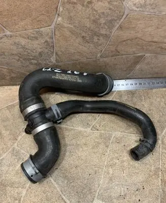 Mercedes-Benz SLK R172 Engine coolant pipe/hose A1725012082