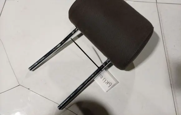 Audi A3 S3 8P Front seat headrest 