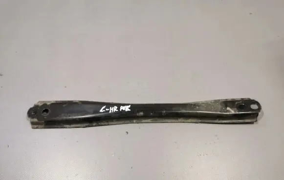 Toyota C-HR I Front subframe