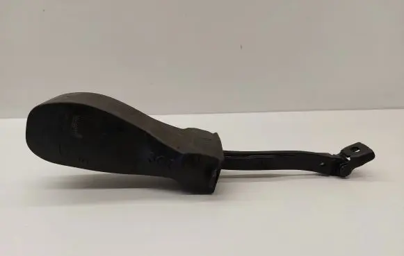 Volkswagen PASSAT B8 Front door check strap stopper 3G0837267
