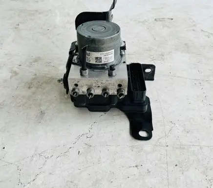 Peugeot 3008 II ABS Pump 9826694380