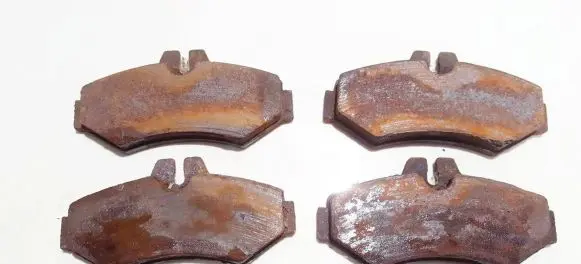 Volkswagen II LT Brake pads (front) 