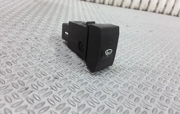 KIA Sorento Windscreen/window heater switch 864W03000
