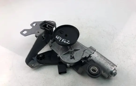 BMW 3 F30 F35 F31 Wiper motor 7311415
