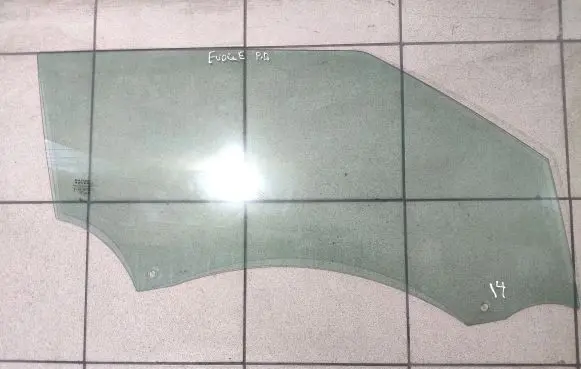Land Rover Evoque I Front door window/glass (coupe) E243R000929 D0T39AS2M34