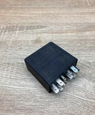 Audi A4 S4 B5 8D Other relay 4B0919471 5KG006568