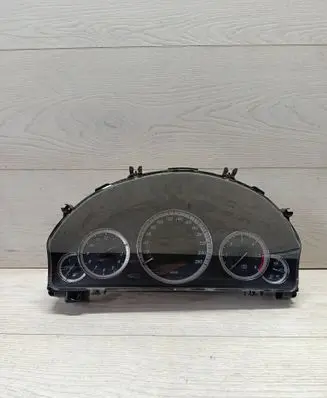 Mercedes-Benz E W212 Speedometer (instrument cluster) A2C53427620 ZGS0010944