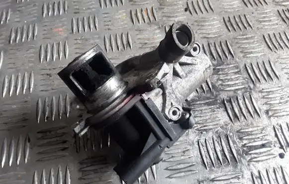 Nissan Qashqai EGR valve 8200836385