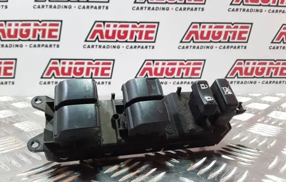 Toyota Prius (XW30) Electric window control switch 8404033100 4351098
