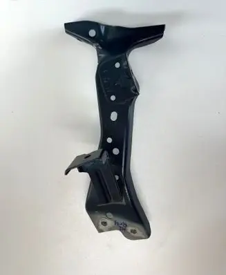 Audi A3 S3 8V Fender mounting bracket 8V0821167A