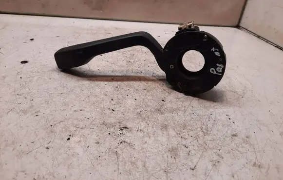 Volkswagen PASSAT B3 Indicator stalk QB88001