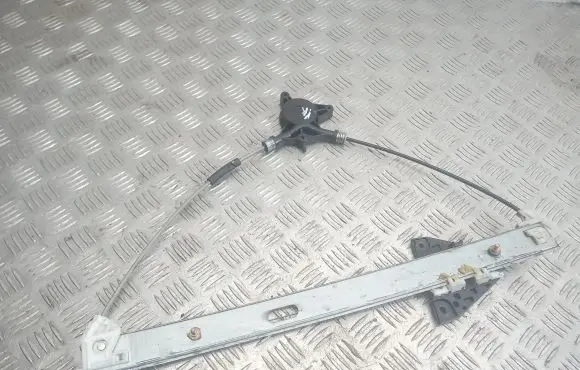 Front window lifting mechanism without motor
