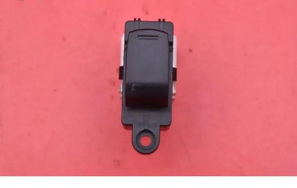 Suzuki Grand Vitara II Electric window control switch