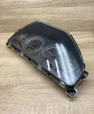 Volvo S60 Speedometer (instrument cluster) 8673262 8602764
