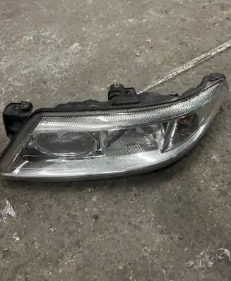 Renault Laguna II Headlight/headlamp 8200002846 2002A0118 89004689
