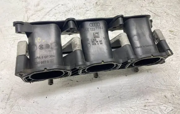 Audi A6 S6 C6 4F Intake manifold 06E133110J