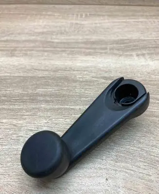 BMW 5 E39 Rear door window winding handle 8174075