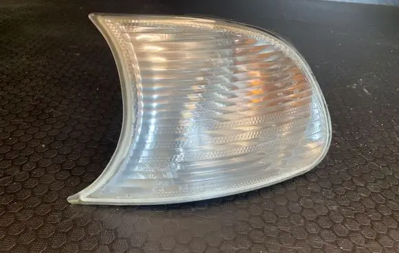 BMW 3 E46 Front indicator light 1315106