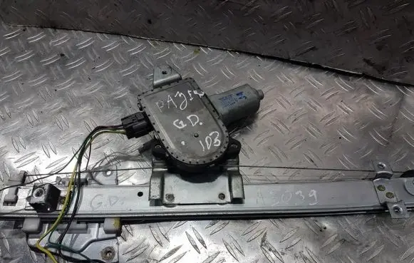 Mitsubishi Pajero Sliding door window regulator with motor