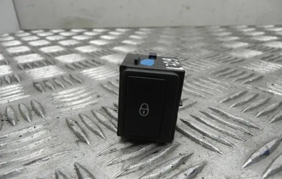 Land Rover Discovery Sport Central locking switch button FK7214017DA