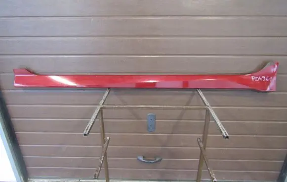 Nissan Leaf II (ZE1) Front sill (body part) 