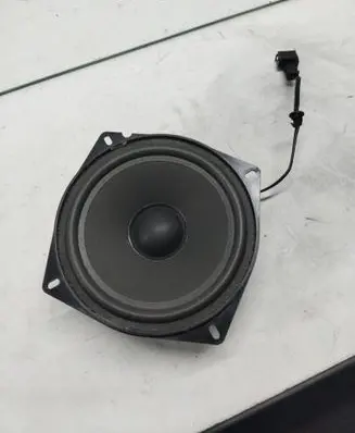 Audi A4 S4 B6 8E 8H Subwoofer speaker 491014028902 20703121