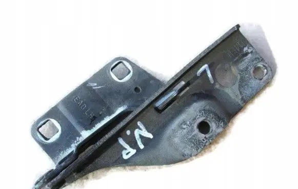 Nissan Pathfinder R51 Engine bonnet/hood hinges