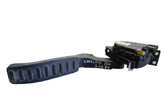 Porsche Cayenne (9PA) Accelerator throttle pedal 7L0723507D 6PV00802624