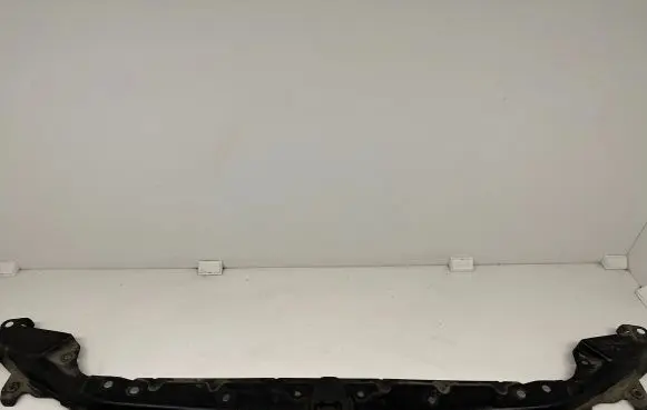 Top upper radiator support slam panel