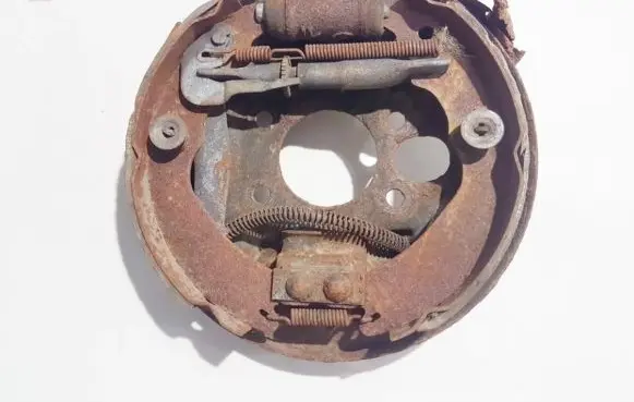 Mitsubishi Colt Handbrake/parking brake pads 