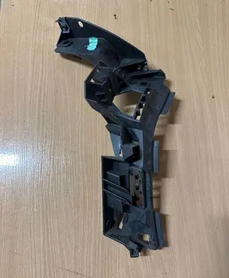 Volkswagen Golf Plus Rear bumper mounting bracket 5M0807394A