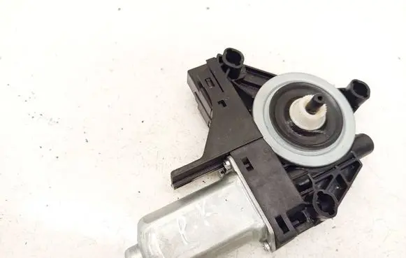 Volvo V40 Front door window regulator motor 966268103
