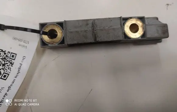 Volvo V70 Airbag deployment crash/impact sensor 9452777