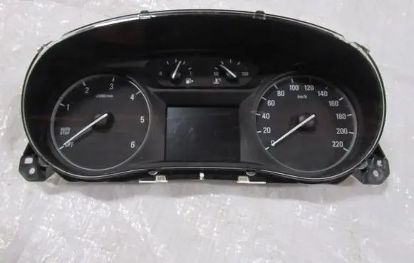 Opel Mokka Speedometer (instrument cluster) 42483699