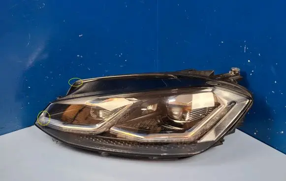 Volkswagen Golf VII Headlight/headlamp 5G1941035L 1EX01306629