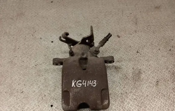 Opel Insignia A Rear brake caliper