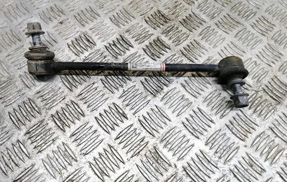 Tesla Model 3 Front anti-roll bar/stabilizer link 1044391-00-D