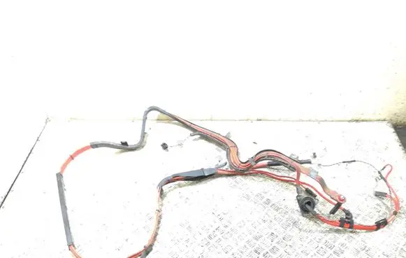 BMW 7 F01 F02 F03 F04 Positive cable (battery) 10304410 915097203